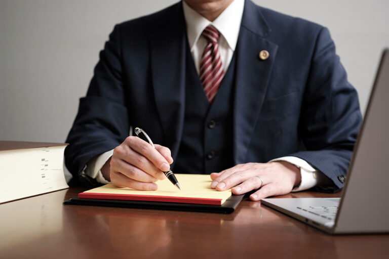プロが解説!入居者を強制退去させる時、費用は誰が負担する? - 賃貸立ち退きトラブル相談窓口(運営:杉並総合法律事務所)